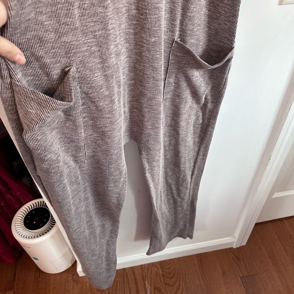 Boutique gray/mauve Spaghetti Strap Romper NWOT - Picture 5 of 7